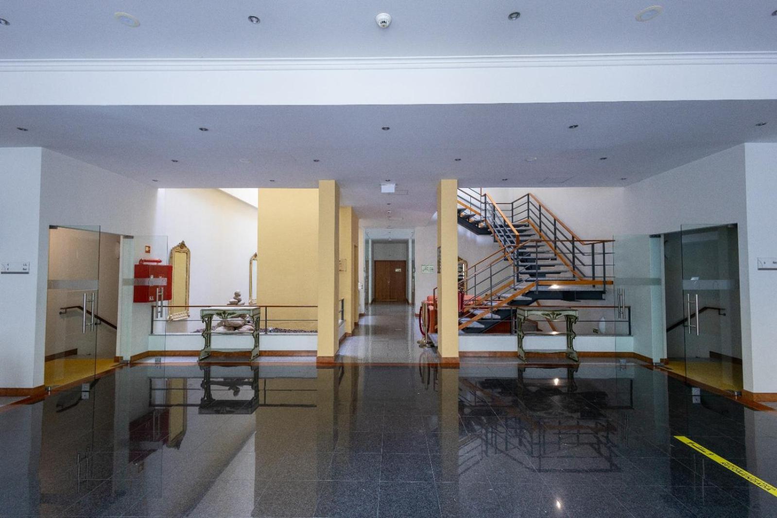 Hotel Apartamentos Geres Ribeiro ภายนอก รูปภาพ
