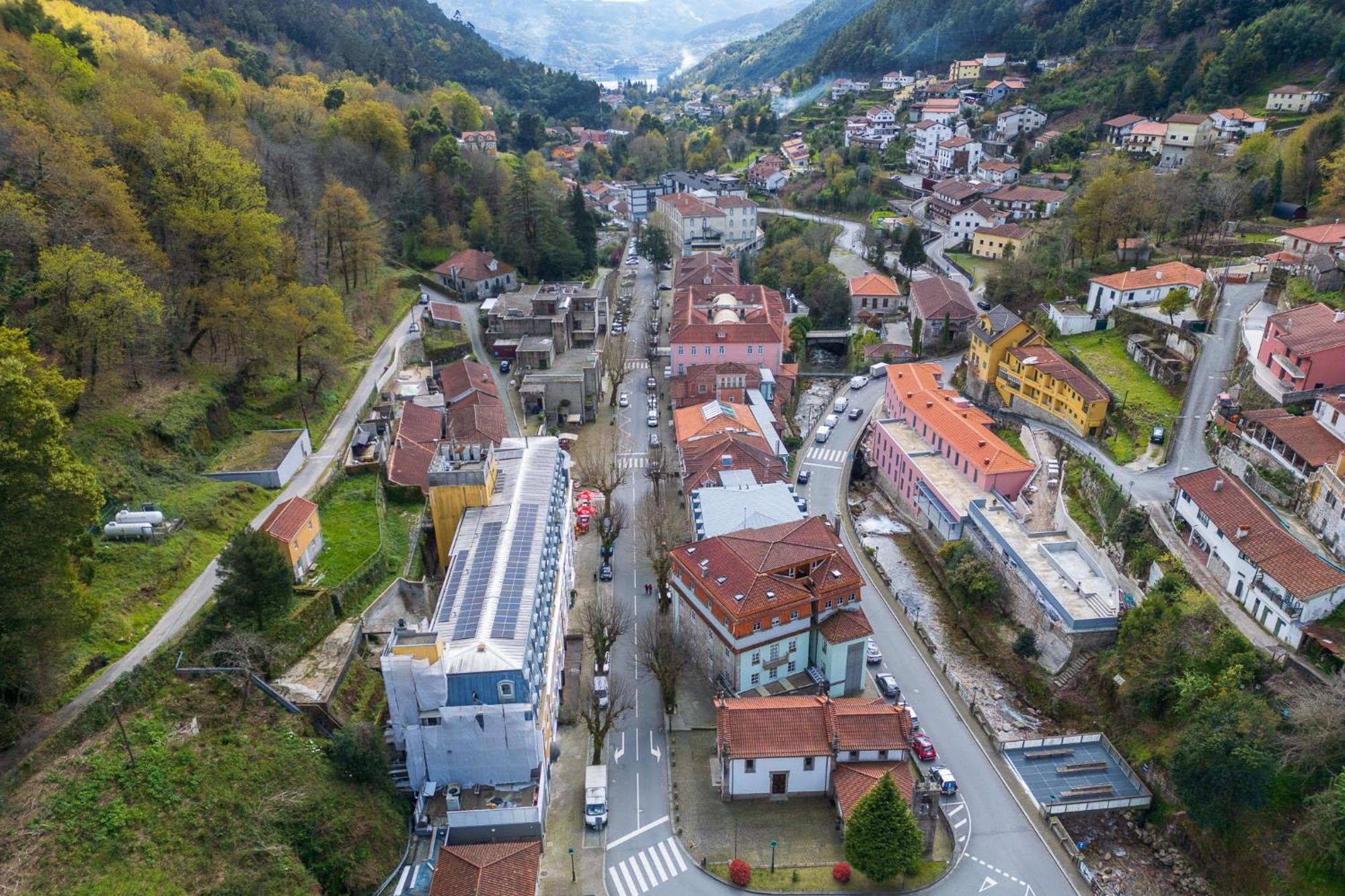 Hotel Apartamentos Geres Ribeiro ภายนอก รูปภาพ