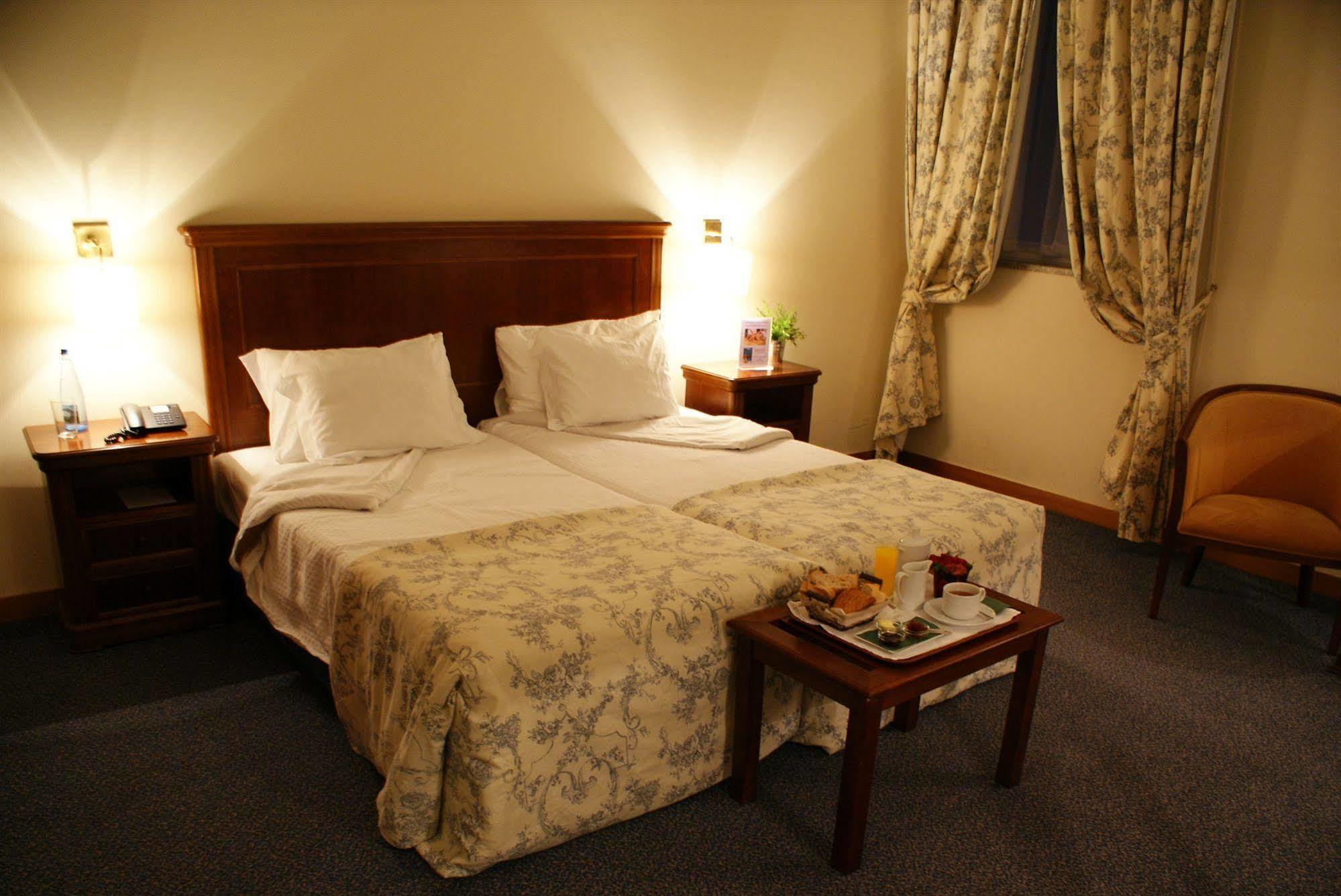 Hotel Apartamentos Geres Ribeiro ภายนอก รูปภาพ