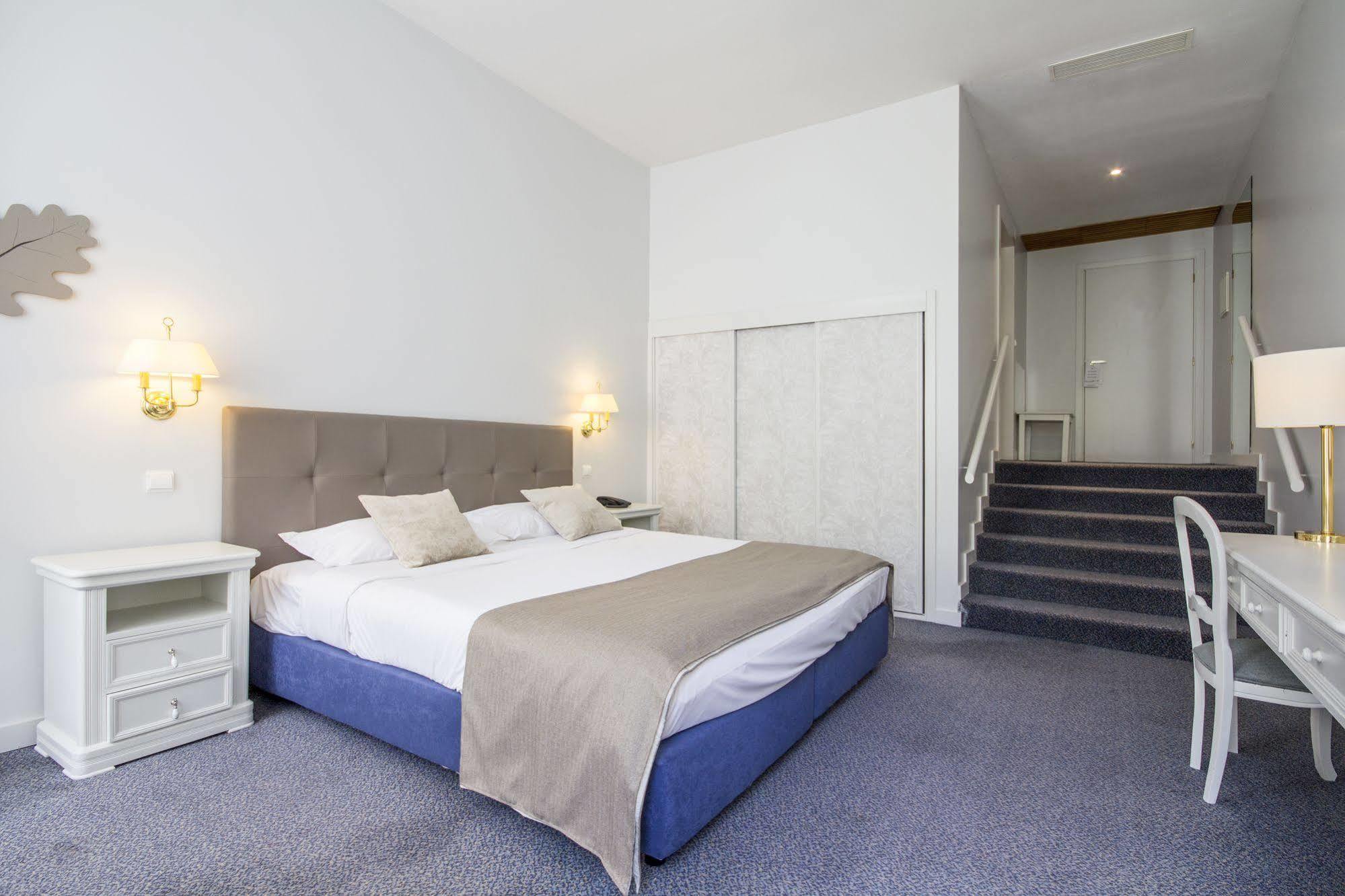Hotel Apartamentos Geres Ribeiro ภายนอก รูปภาพ